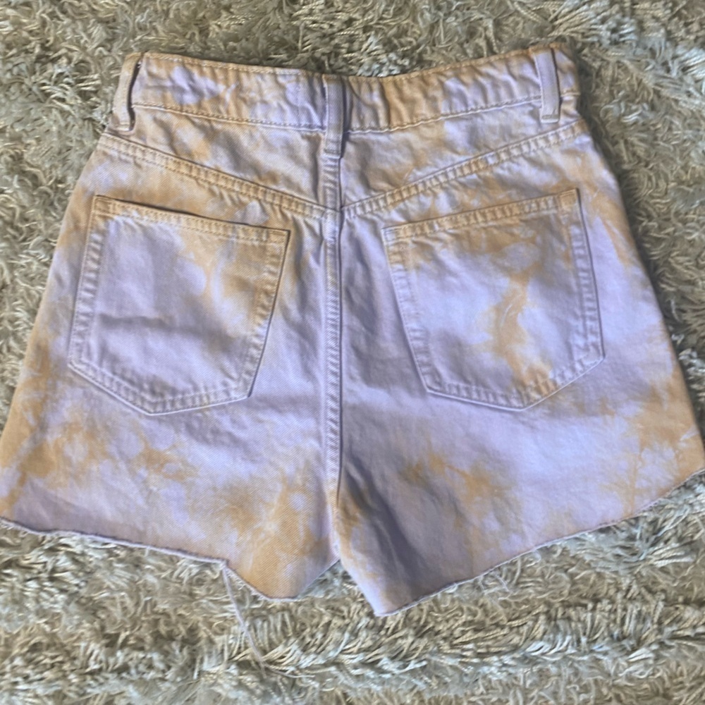 Zara NWOT Tie Dye Lavender Purple and Orange Jean Crop Shorts size 2 - Picture 3 of 3